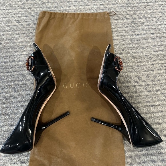 GUCCI Black Patent Heels with Tortoise Shell details - Picture 7 of 13